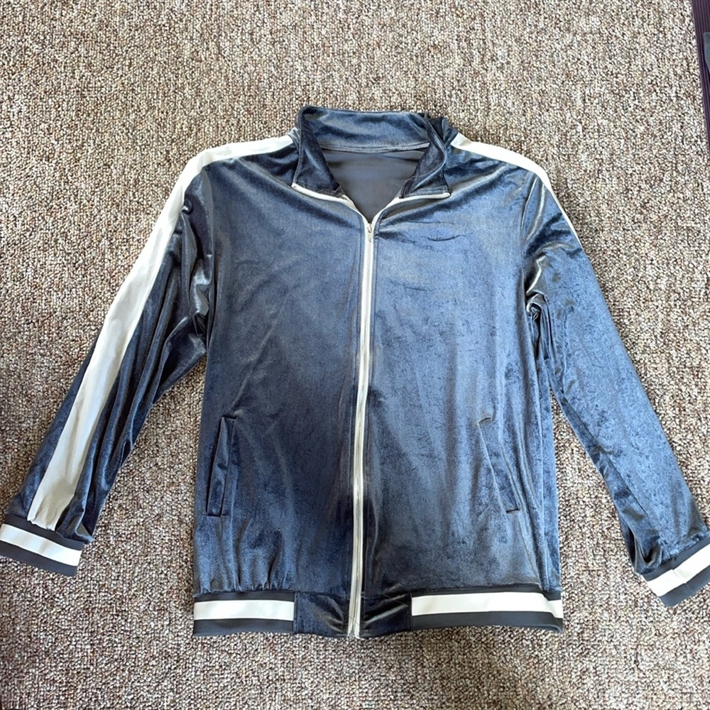 Soft Versatile mens lightweight jacket
